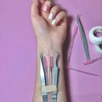 آموزش مژه  وخدمات
