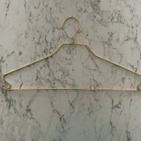 چوب لباسی فلزی طلایی