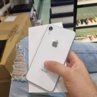 آیفون xR سفید|موبایل|کرج, کیانمهر|دیوار