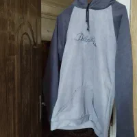 هودی|لباس|قم, صفائیه|دیوار