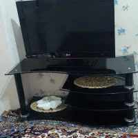 زیر تلوزیون ودستگاه دیجیتال