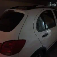 کوئیک آر ، سفید قرمز، در حد نو، مانیتور دار، ۱۴۰۱