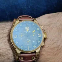 ساعت پورشه ۴ موتوره