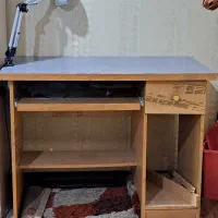 میز کامپیوتر چوبی