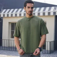 تیشرت یقه گرد طرح کاج خاص و عمده ازبازاربزرگ تهران