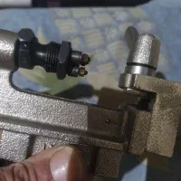 یک عدد دستگاه رزوه یا حدیده کن ژاپنی قدیمی|ابزارآلات|تهران, استخر|دیوار