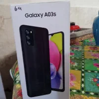 گوشی سامسونک تمیز در حد نو بدون خط وخش