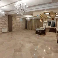 ۱۳۵ متری * *فرعی منطقه بهار*۲ پارکینگ*روف گاردن