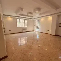 ۶۸ متری / دو خواب / خطی رو به آفتاب