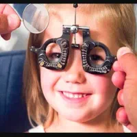 نیازمند اپتومتریست