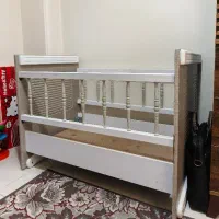 گهواره تخت نوزاد