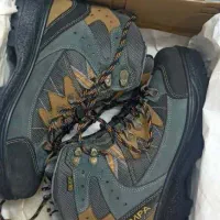 کفش کوهنوردی