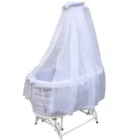 گهواره نوزاد تمیز و سالم حتی یکبارم استفاده نشده