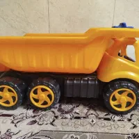 ماشین کامیون بزرگ