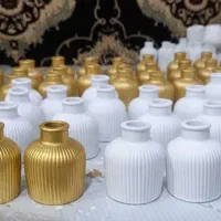 گلدان برای گل مصنوعی