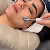 پاکسازی پوست فردا فقط ۲۸۵