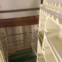 یخچال وفریزر قدیمی فیلور