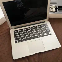 مک بوک ایر تمیز