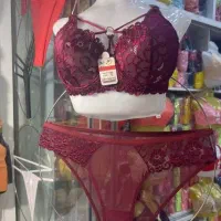 لباس زیر زنانه