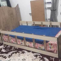 تخت خواب بچه با کمد