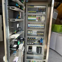 برقکار صنعتی،طراحی تابلوبرق،برنامه نویسیplc،درایو