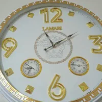 ساعت دیواری