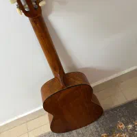 گیتار کاملا نو