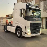 ولوو۵۰۰ اف اچ ۵۰۰