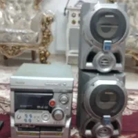 یک عدد ضبط به همراه دوتا باند سالم ۱۳۰۰ وات تمیز