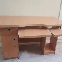 میز مطالعه بهمراه صندلی