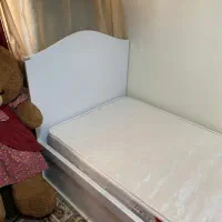 تخت خواب تکنفره