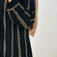 تعدادی مانتو و لباس مجلسی نو