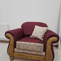 مبل راحتی|مبلمان خانگی و میز عسلی|صدرا-فارس, فاز ۱|دیوار