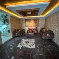 ۱۴۰مترفوق لوکس/لابی و سالن ورزشی/بلوار وحدت جنوبی