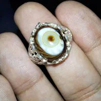 انگشتر سلیمانی تک چشم