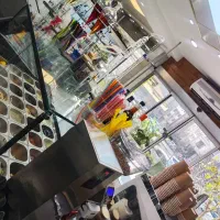 استخدام‌ فروشنده آبمیوه و بستنی  فروشی
