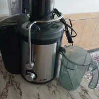 آبمیوه گیر