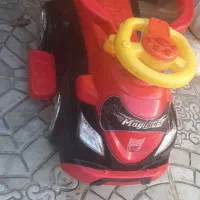 ماشین حمل کودک همراه با موزیکال