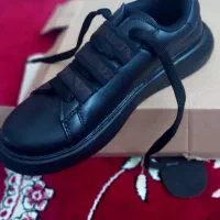 کفش|کیف، کفش، کمربند|نیشابور, بنیاد شهید|دیوار