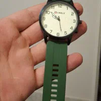 ساعت و اکسسوری