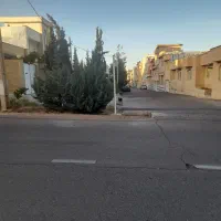 زمین-مسکونی-درب-حیاط