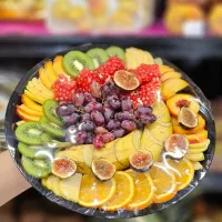 نیروی خانم مجرد برای میوه فروشی عسلویه|استخدام خدمات فروشگاه و رستوران|شیراز, فضل‌آباد|دیوار
