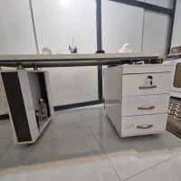 میز اداری( تحریر، کار)