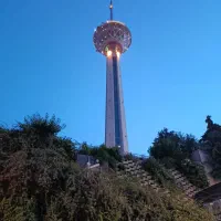 هرکس حس می‌کنه رزقش بسته شده پی ام بده