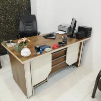 فروش میز، صندلی و کتابخانه اداری