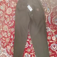 لباس. شلوار