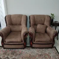 مبل هفت نفره اسکلت چوب تمیز