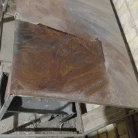 میز فلزی