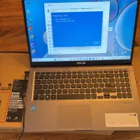 ASUS VivoBook 15 در حد نو و فوق العاده تمیز