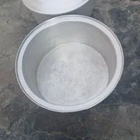 دوتا قابلمه|ظروف پخت‌وپز|مسجد سلیمان, |دیوار